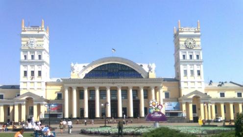Kharkov. Suuren kaupungin nähtävyyksiä